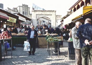 Entrance archway to the municipal bazaar in Sulaymaniya.